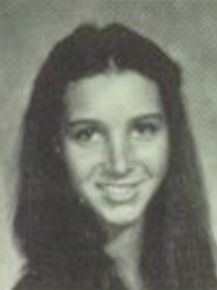 Lisa Kudrow junior yearbook photo